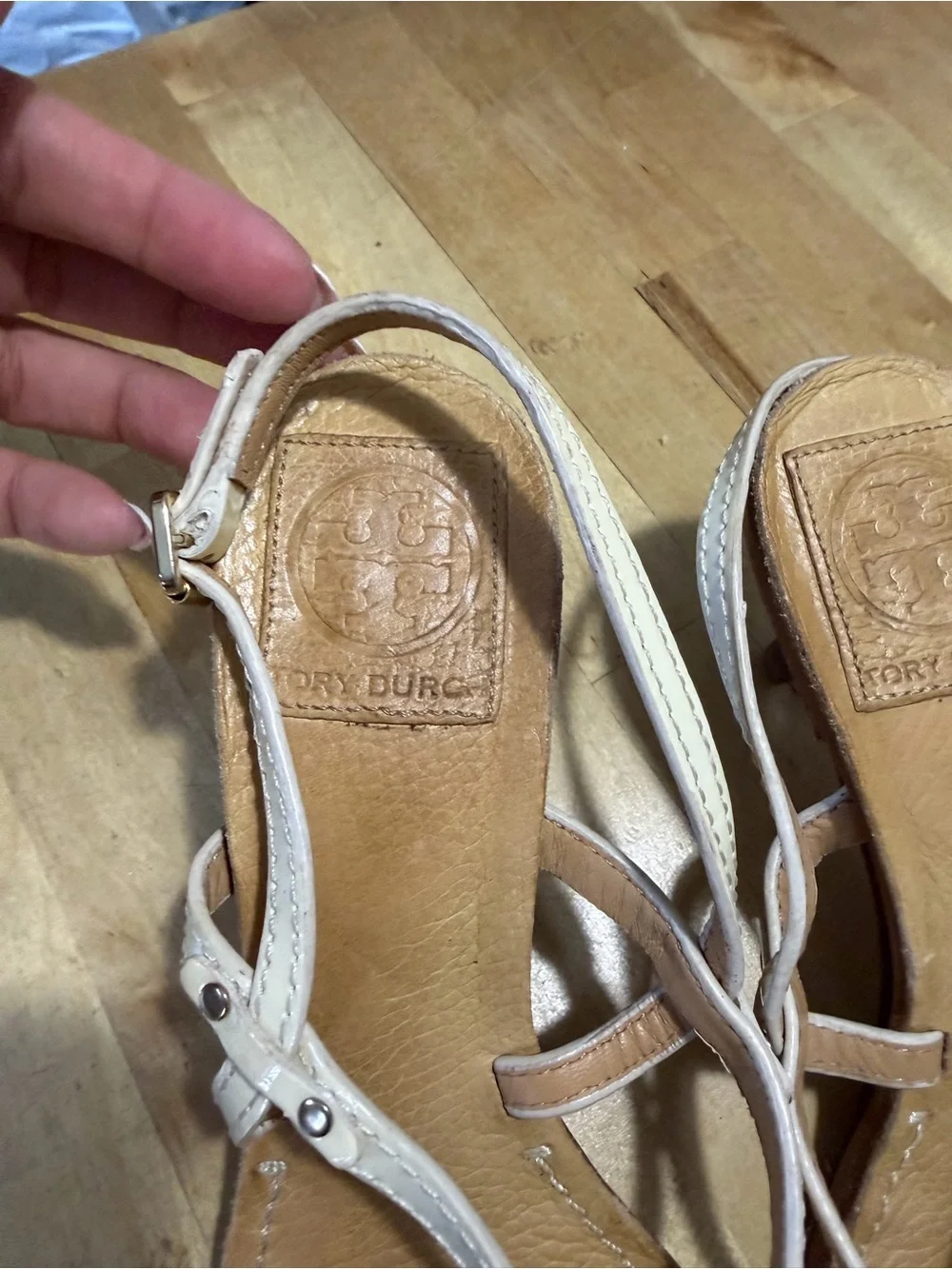 Tory Burch Two-Tone Tan and White Bow Leather Slingback Sandals